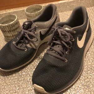 ☀️Nike Sneakers☀️